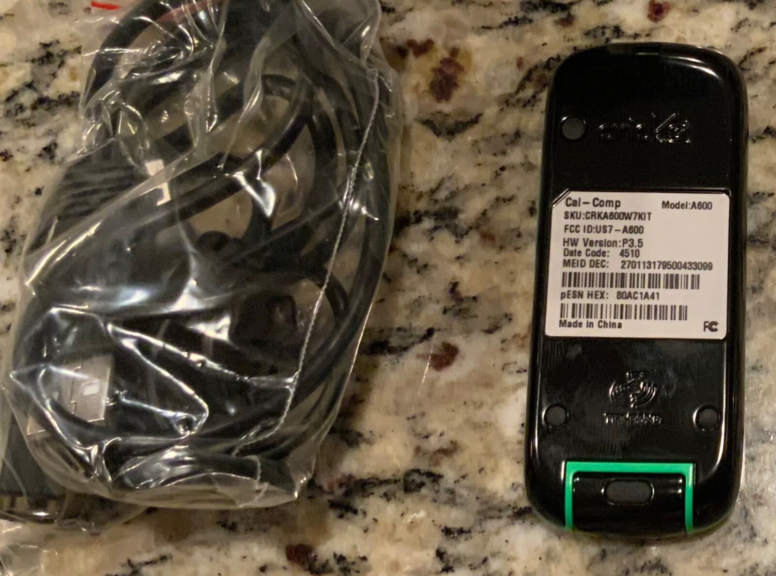 New Open Box Cricket Black & Green Cal-Comp A600 Cell Phone CRKA600W7KIT