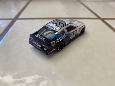 Voitures de NASCAR miniatures 1:64