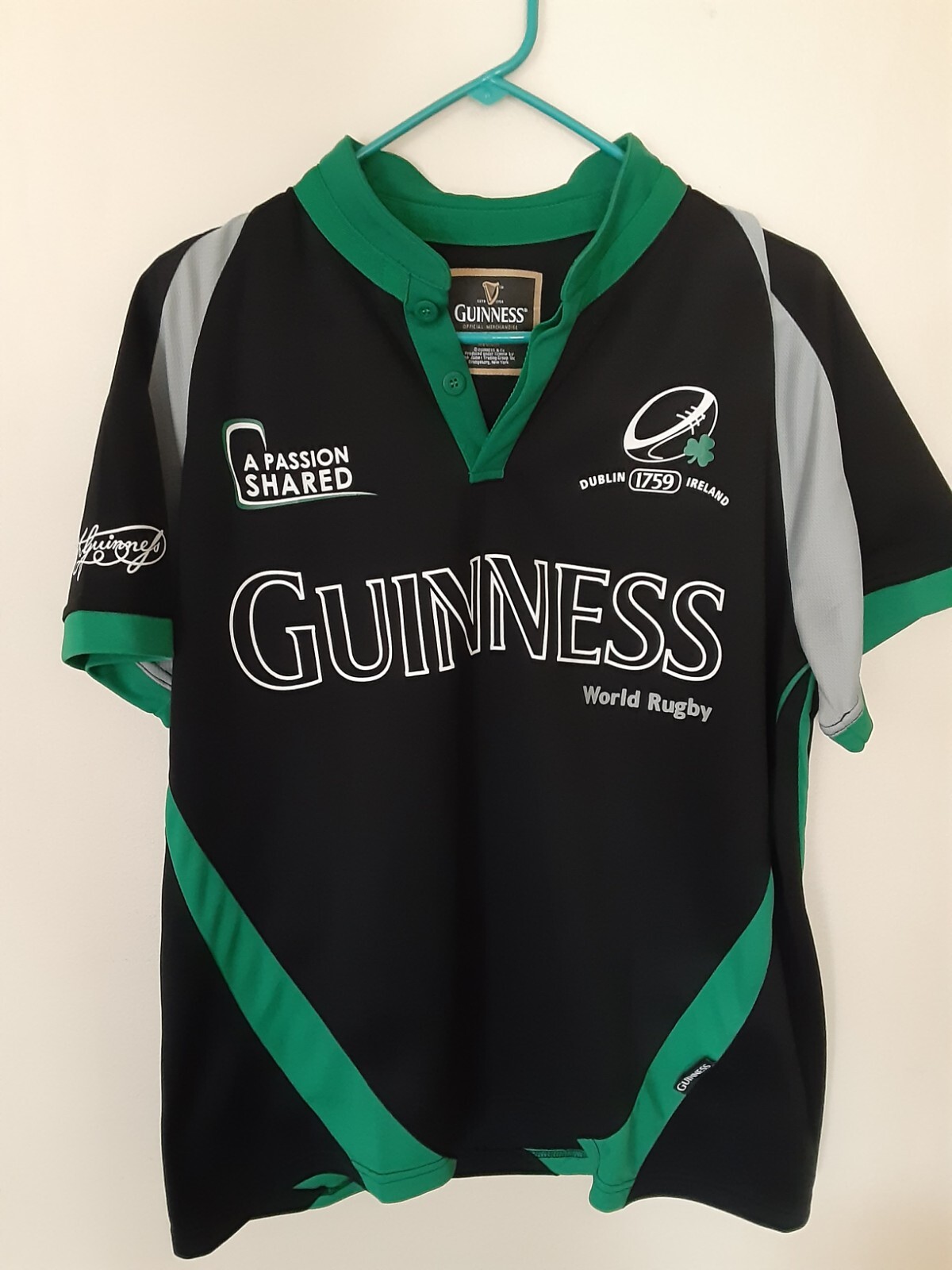 Guinness Official World Rugby Shirt Dublin Ireland 17… Gem