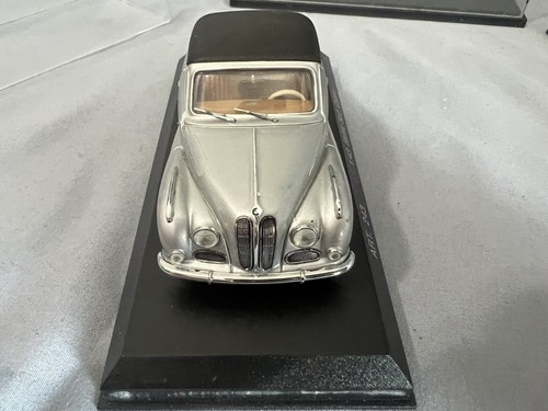 BMW 502 V8 CORGI 1:43 Silver 1950 Cabrio Convertible Detailed Model Toy Car - Picture 5 of 5