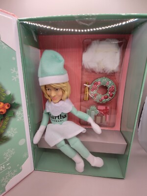 Martha on the Mantle 2024 A Holiday Tradition. Martha Stewart. NEW