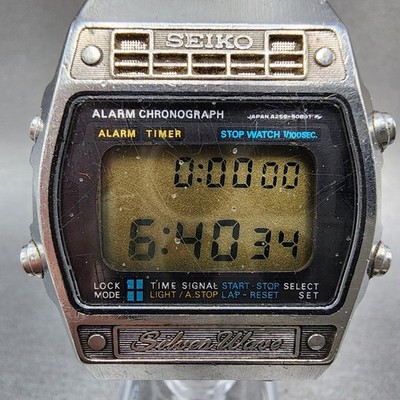 Seiko Silverwave Digital Watch Men 35mm Digital Silver Tone Alarm