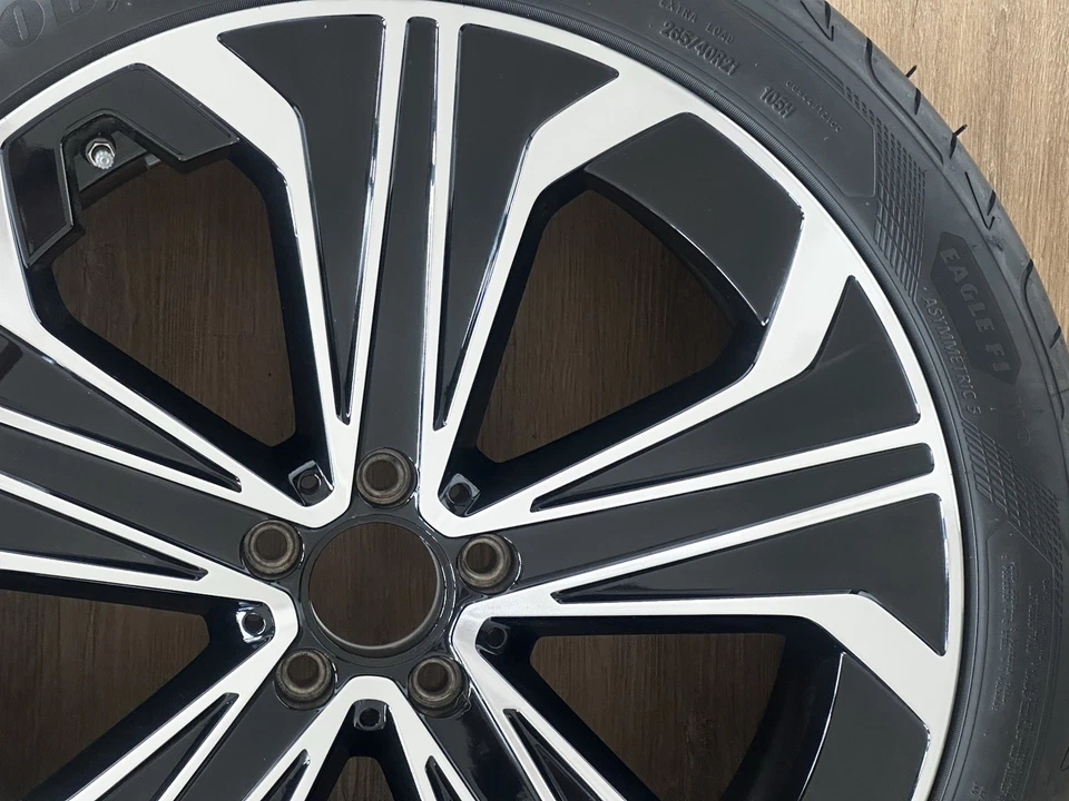 1x Alufelge Mercedes-Benz EQE W294 A2944010200 21.0 Zoll 9.5J 5x112 Komplettrad - Bild 4 von 4