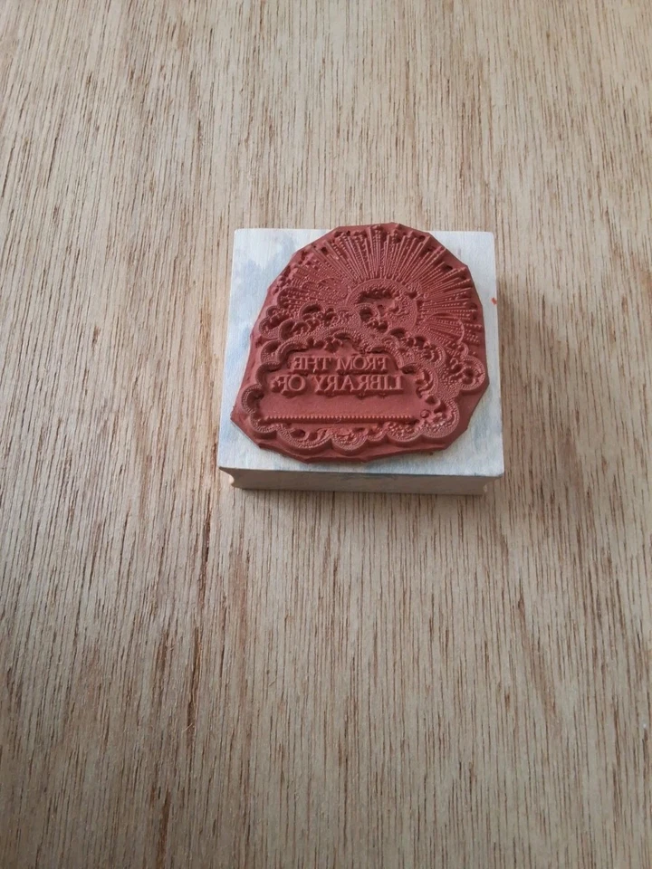 Estampillas de goma vintage de 1988 Hero Arts "From the Libray Of" con montaje en madera Foto 2 de 3