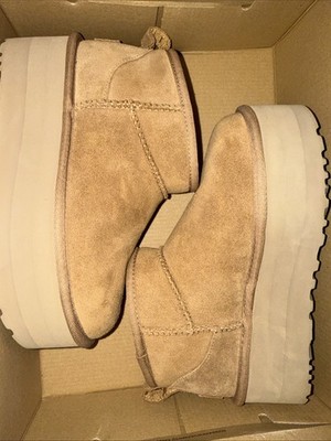 UGG Women s Classic Ultra Mini Platform - Chestnut (1135092) Size 5
