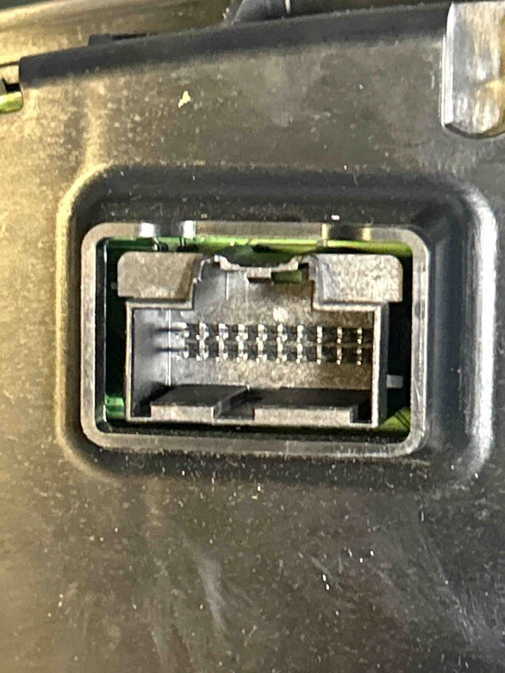 Fits 2007 Chevrolet Impala SS Speedometer OEM:15895563 Foto 3 de 4