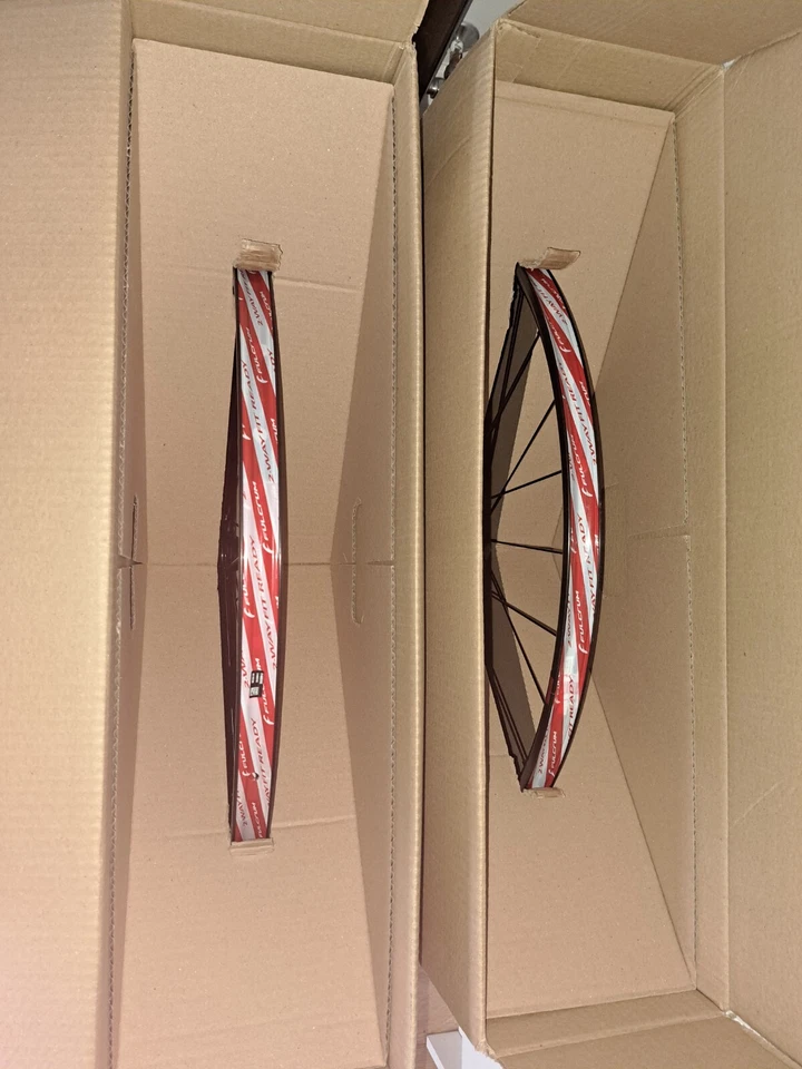 Juego de ruedas todoterreno de aleación de freno de disco Fulcrum Rapid Red 900 700c DB Sram XDR Foto 4 de 4