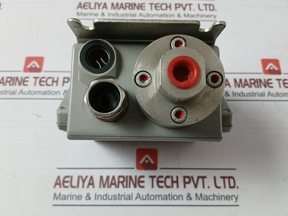 DANFOSS KPS 43 Pressure Switch 0.1-1.0 MPA 15-150 PSIG 1.02 KP/CM2 480VAC 12W - Image 3 of 4