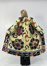 Handmade Upcycled Uzbek Suzani Embroidery Chapan Coat/Robe/Kaftan/Kimono Vintage