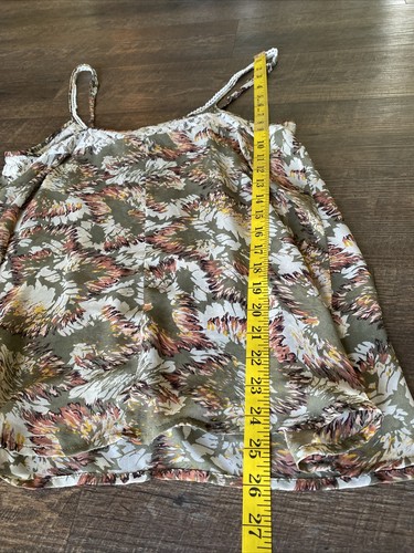 Miss Me Size Medium Lace Accented Floral Sleeveless Flowing Blouse Tank - Picture 5 of 6