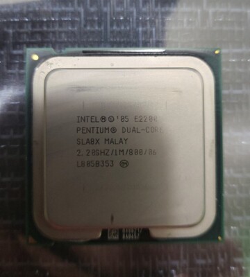 Intel Pentium SLA8X E2200 Dual Core 2.20GHz 800MHz 1MB L2 Socket LGA775
