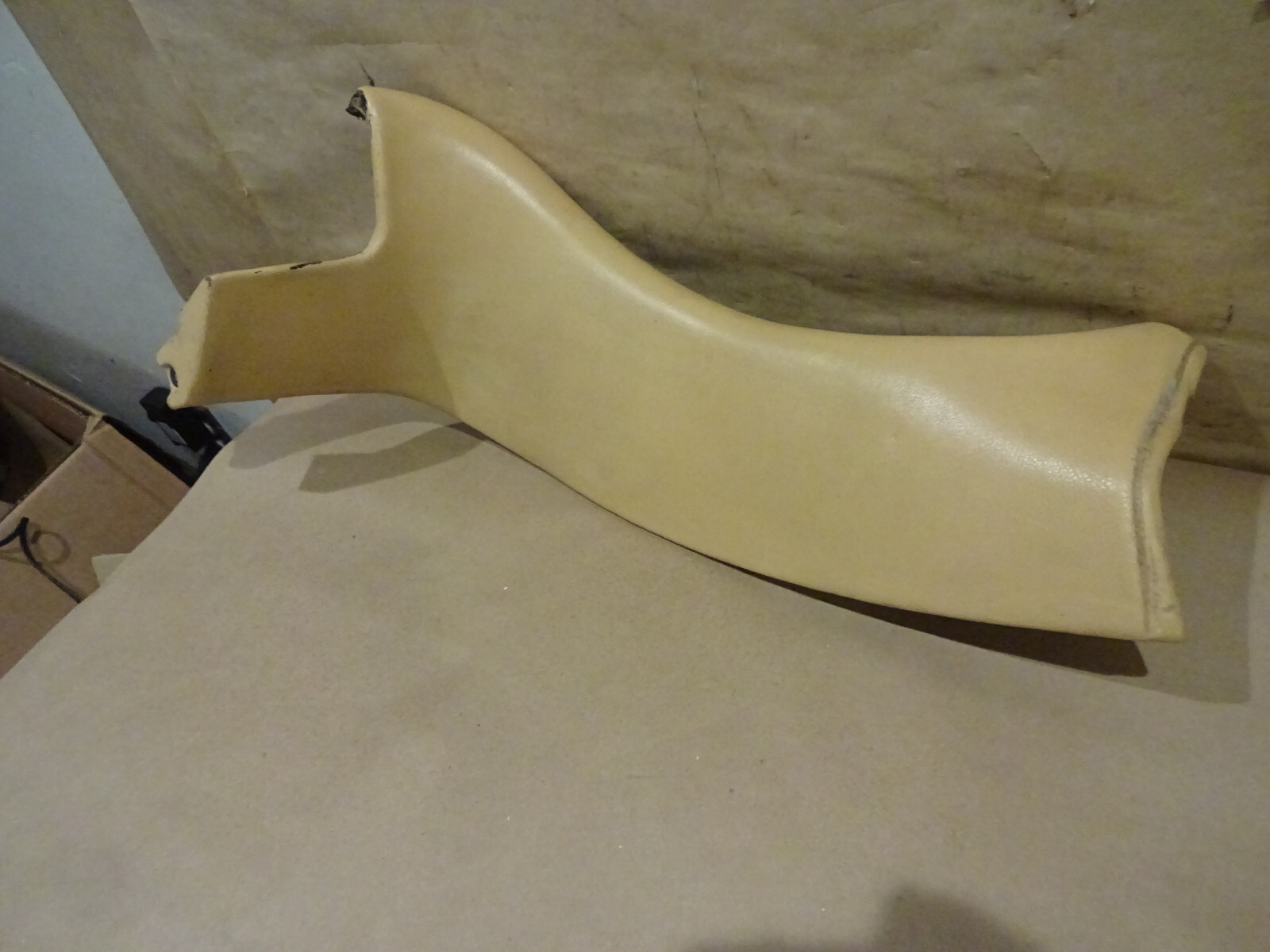 Maserati 4200 - LH Lower Dashboard Panel - Beige- P/N 66773500