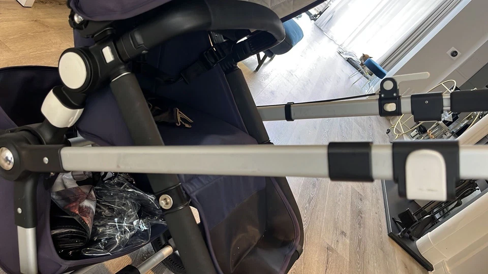 Bugaboo Cameleon 3 - Single Seat Stroller - Navy Blue and Other Accessories - Image 4 of 4