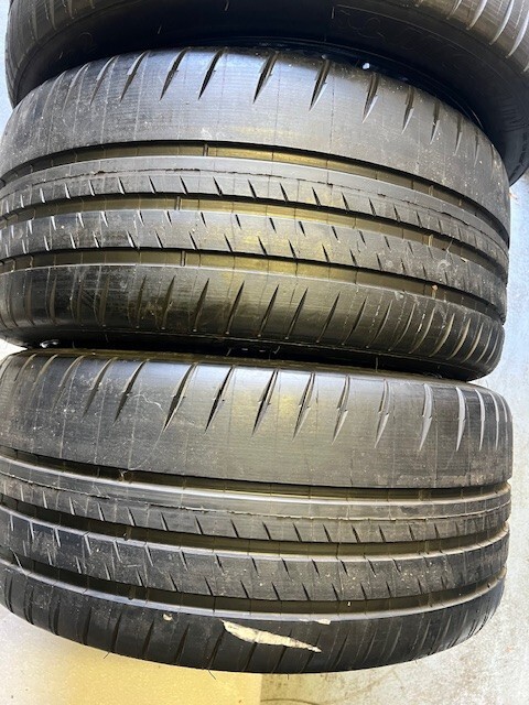 Authentic Porsche 918 Spyder Original 20/21" Factory Wheels, Michelins, TPMS Set