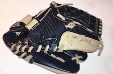 Adidas Child's Right Hand Baseball Glove 10.5" TS 1050 SDY Leather W Breathable