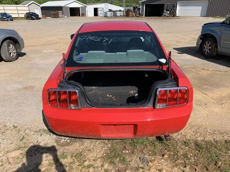 Ford Mustang 2005-2009 pasajero eje delantero derecho nudillo OEM Foto 4 de 4