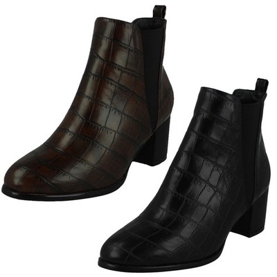 Damen-Stiefeletten Spot On Kroko-Print zum Überziehen
