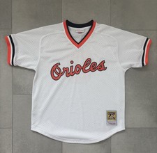 Mitchell & Ness MLB Baltimore Orioles BP jersey -1985 Cal Ripken Jr -Size 44 (L)