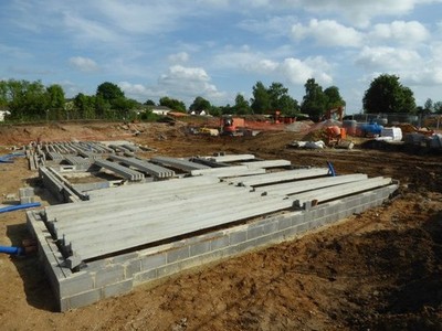 Foto 6x4 Die erste Stiftung Twyning Green Die ersten Fundamente und gefunden c2017