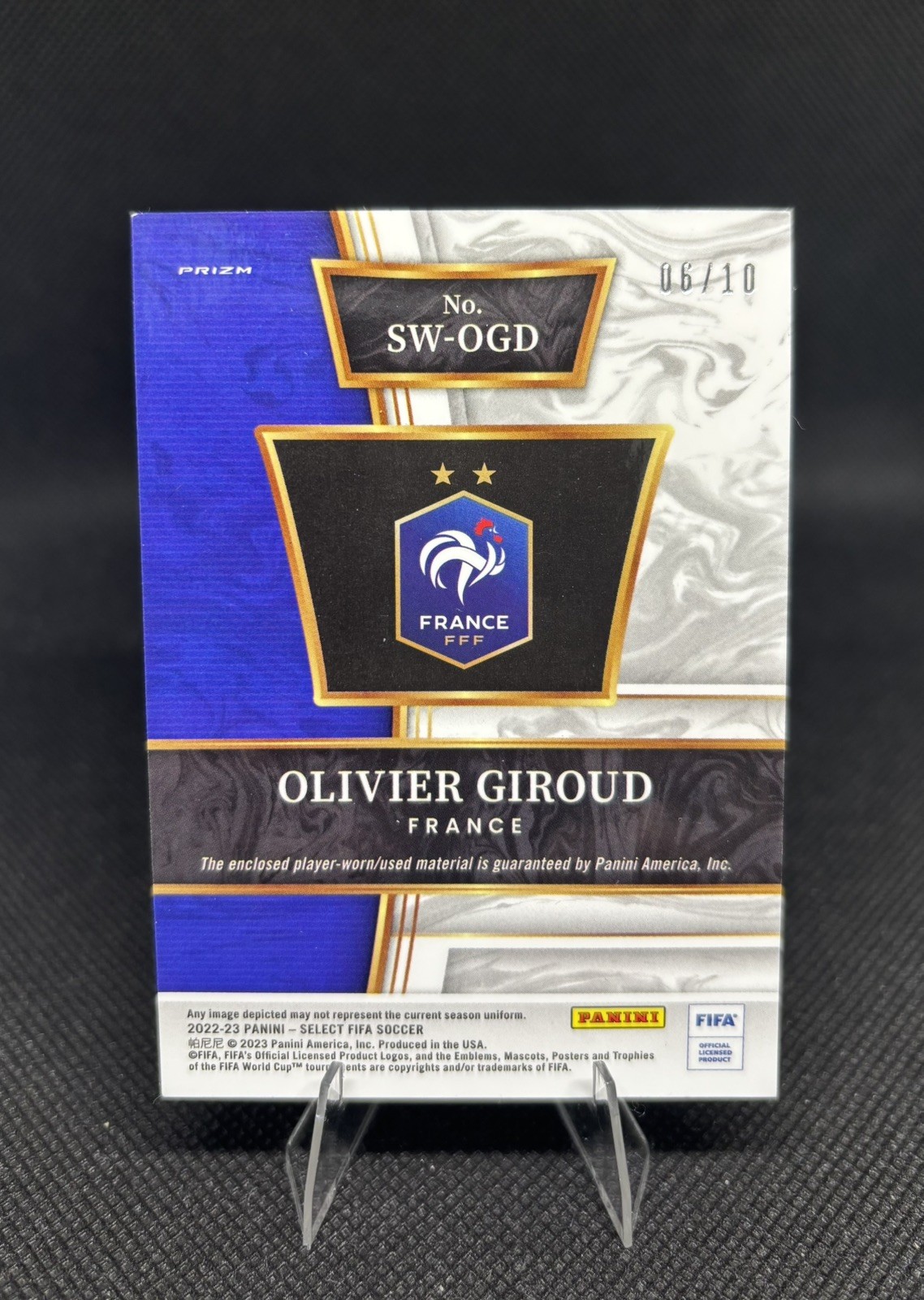 2022-23 Panini Select FIFA Olivier Giroud Select Swatches Gold Prizm /10 #SW-OGD view 2