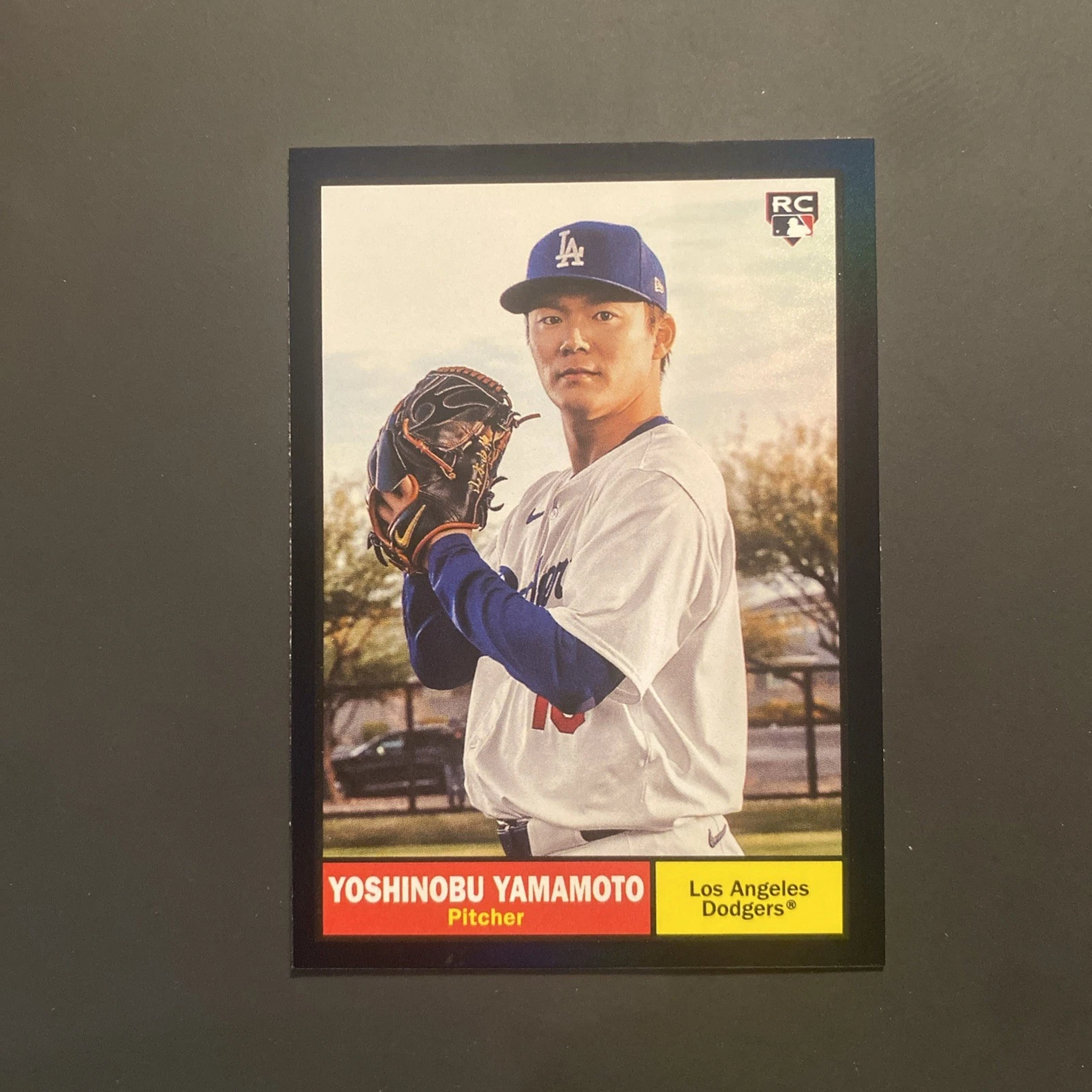 2024 Topps Archives - 1961 Topps Yoshinobu Yamamoto #61 Black Foilboard (RC)