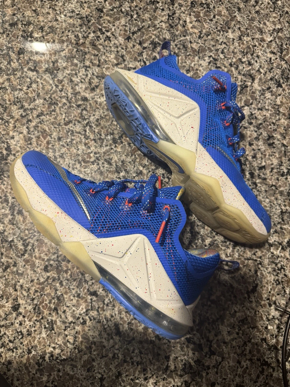 Nike LeBron 12 Low Hyper Cobalt Uomo Taglia 9 Blu Bianco Rosso 812560 406