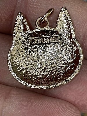 CHANEL シャネル　ヴィンテージネコペンダント CHANEL ZIPPER PULL CHARM PENDANT BLACK CAT FACE GOLDTONE METAL CC
