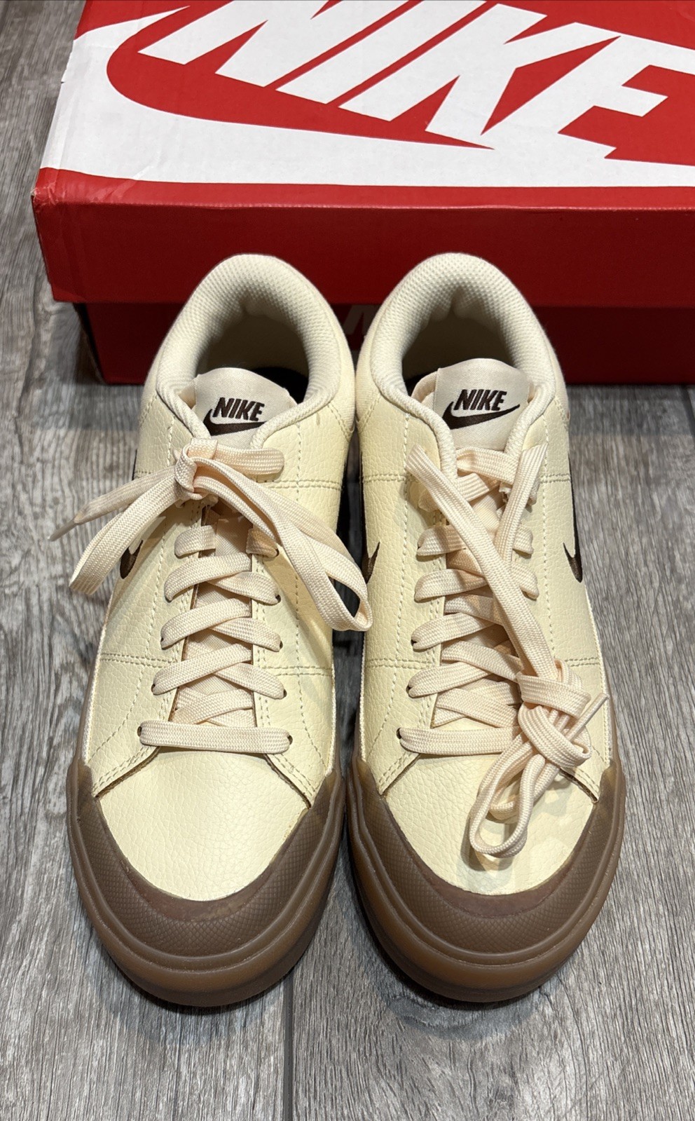 Nike Court Legacy Lift Platform Sneakers Womens 7 Off White Cacao Gum FV5526-104 thumbnail 3