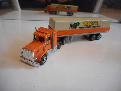 Matchbox Convoy Peterbilt + Trailer ''Walt's'' in orange/grau