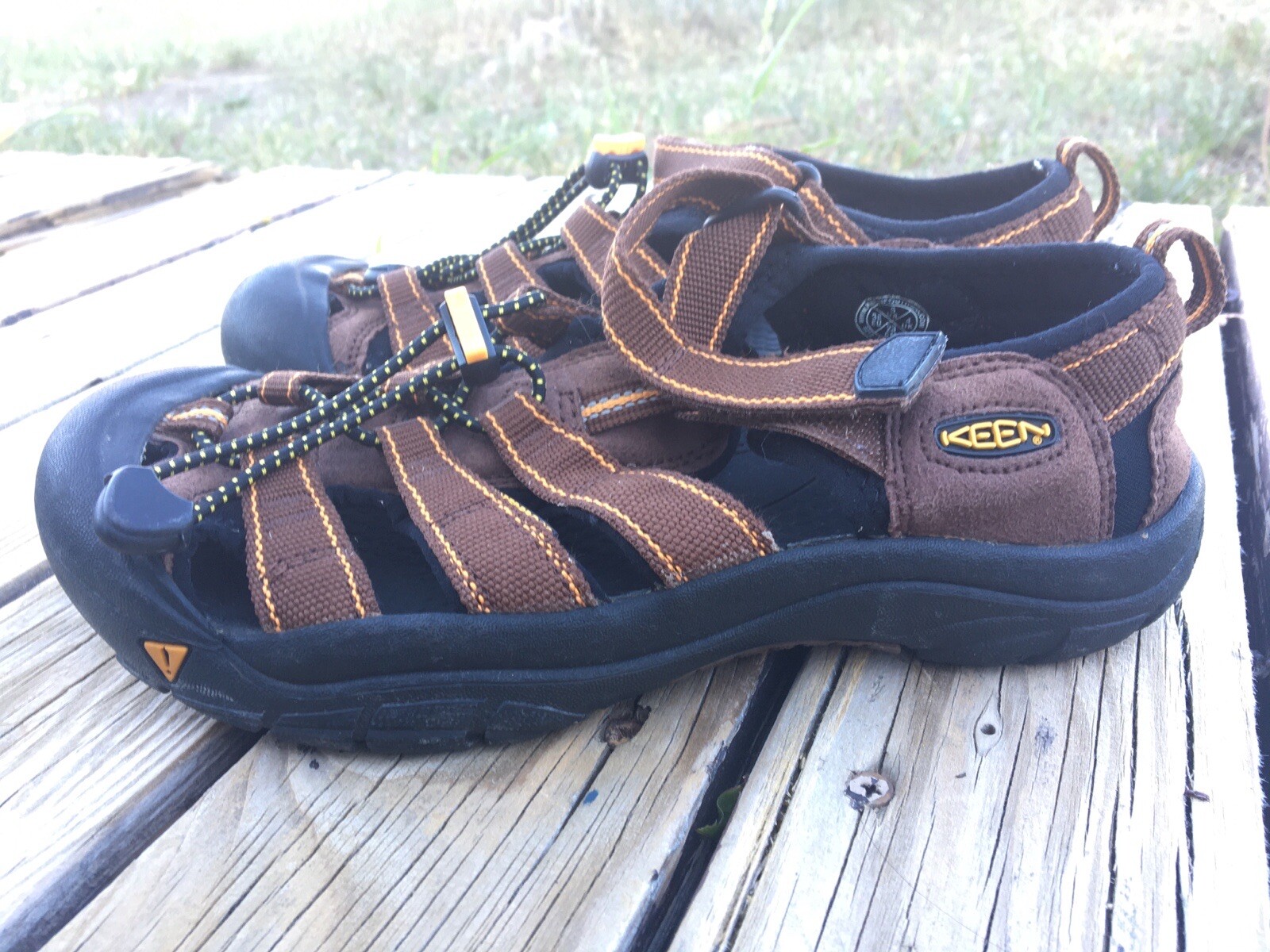 Scarpe sandali acqua Keen marroni impermeabili in corda elastica taglia 5 uomo