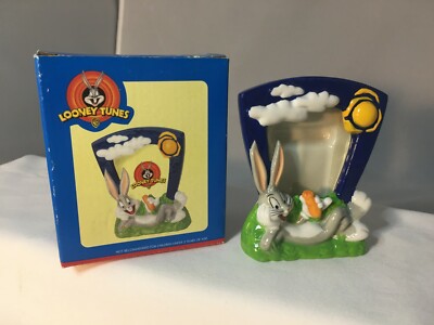 NEW IN BOX PICTURE FRAME LOONEY TUNES BUGS BUNNY CARROT PORCELAIN ART 1997 2517