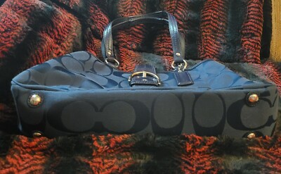 Coach Purse. Blue No.G1281-F19253 Authentic Coach. 8in drop