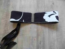 Beautiful textile belt black white with floral appliqu  size 40 Like New BI417