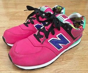 new balance 574 hot pink