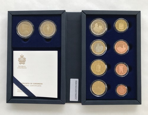 San Marino - Offizieller KMS 2022 PP - EUR 7,88 inkl. "Francesca + Canova" - Bild 2 von 5