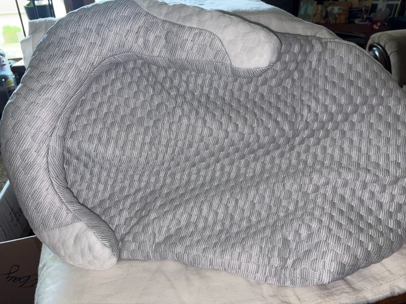 Small Cooling Dog Bed 