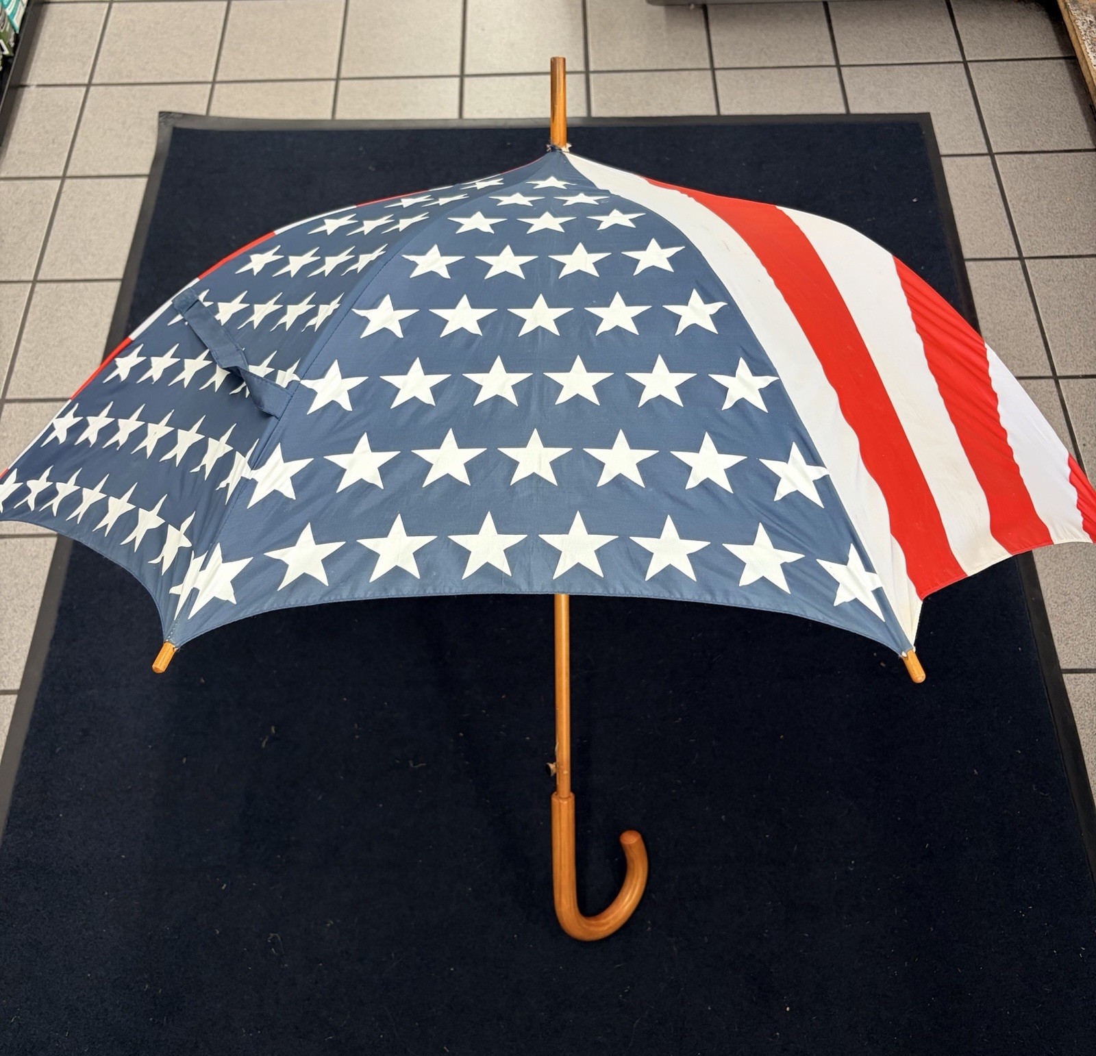 Stars & Stripes Umbrella, Curved Wooden Handle, Classic