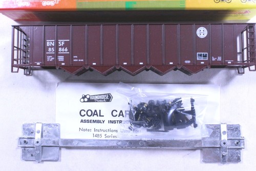 Tolva de descarga rápida HO Roundhouse BNSF 55 ft Ortner #85866 nuevo kit sin montar | Zustand: New