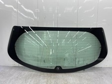 Lunette arrière Peugeot 208