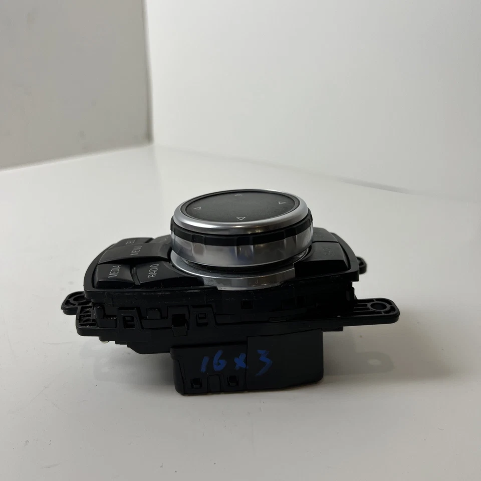 BMW X3 2016 consola central medios radio interruptor control 9350723 OEM Foto 3 de 4