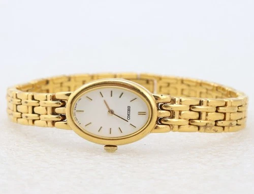 7.5" NewBat. Vintage Seiko Quartz V400-1019 Gold Tone Oval Womens Watch 17mm
