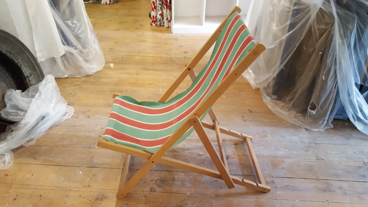 Canvas deck chairs deals