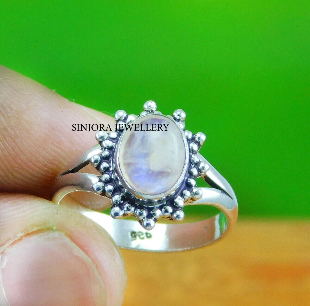 Anello Fatto A Mano In Argento 925 Con Pietra Di Luna Arcobaleno Naturale Taglio Ovale MK