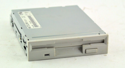 Mitsumi D359M3D D63119 3.5'' Floppy Disk Drive White Bezel
