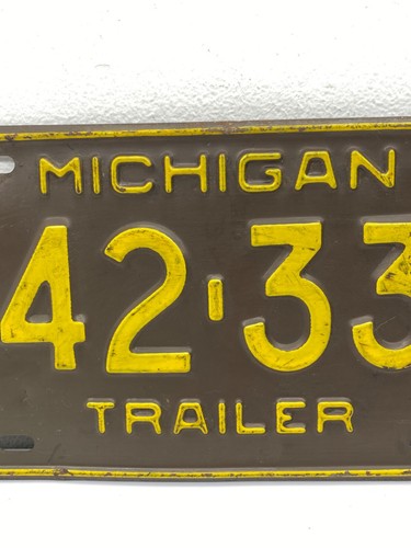 Vintage 64 Michigan Trailer License Plate I42-338 Man Cave Decor EXPIRATION 1964 - Picture 4 of 9