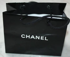 Empty Chanel Small Paper Shopping Cosmetic Gift Bag Glossy Black White Logo CUTE
