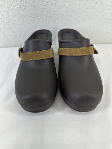 Crocs Sarah Buckle Brown High Heel Mules Slip On Clogs 203631 Women's Size 9 - Picture 2 of 12