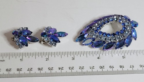 Set spille e orecchini Juliana per Sarah Coventry blu laguna strass vintage - Foto 2 di 7