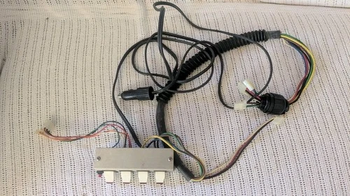 Whelen Heavy Duty 4-Switch 15A Contacts Pre-Wired Lighted SPDT Control Bracket