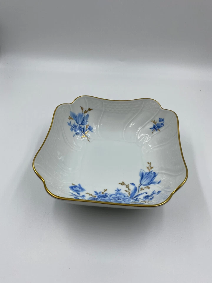 Hutschenreuther Form Dresden Chateau Bleu Schüssel Maße ca. 18,5 cm x 19 cm